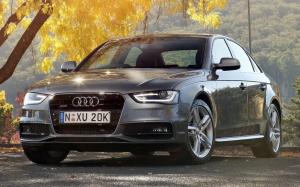 Audi A4 3.0T Quattro S-Line Sedan 2012 года (AU)